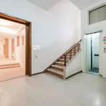 8 Per Gruppi E Viaggiatori - Stazione