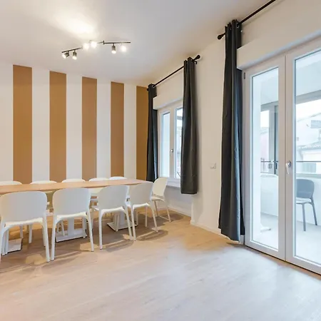 Pensjonat 8 Per Gruppi E Viaggiatori - Stazione *