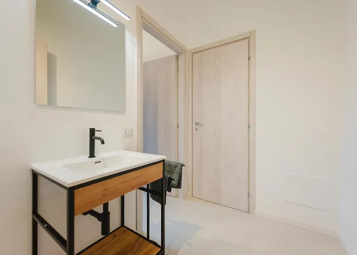 Pensión 8 Per Gruppi E Viaggiatori - Stazione